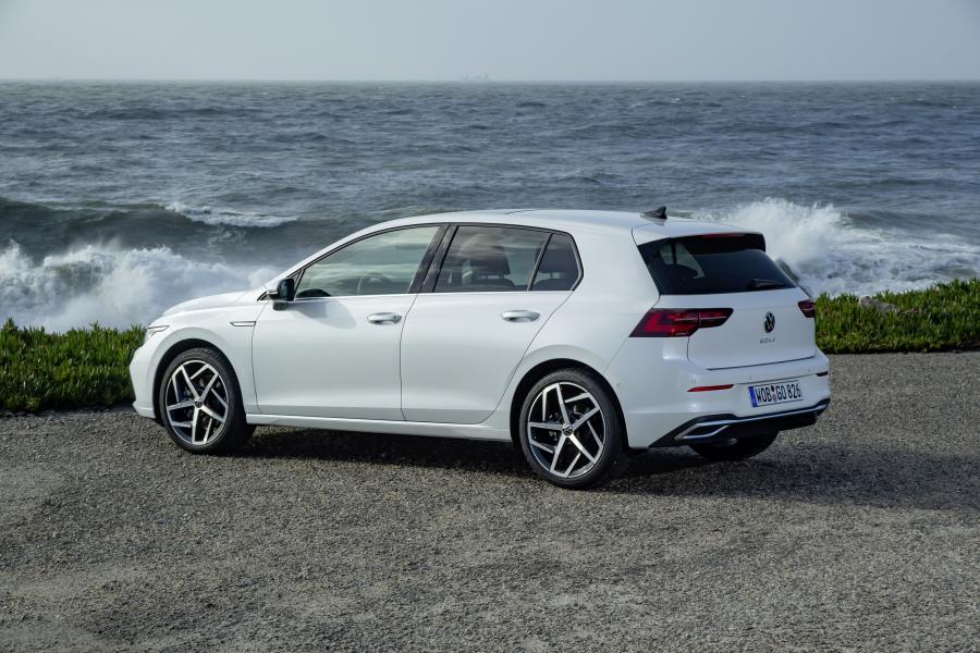  Volkswagen Golf Style 2020 года  (WW) (фото 88 из 97)